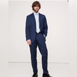 Banana Republic Signature Italian Nailhead Suit